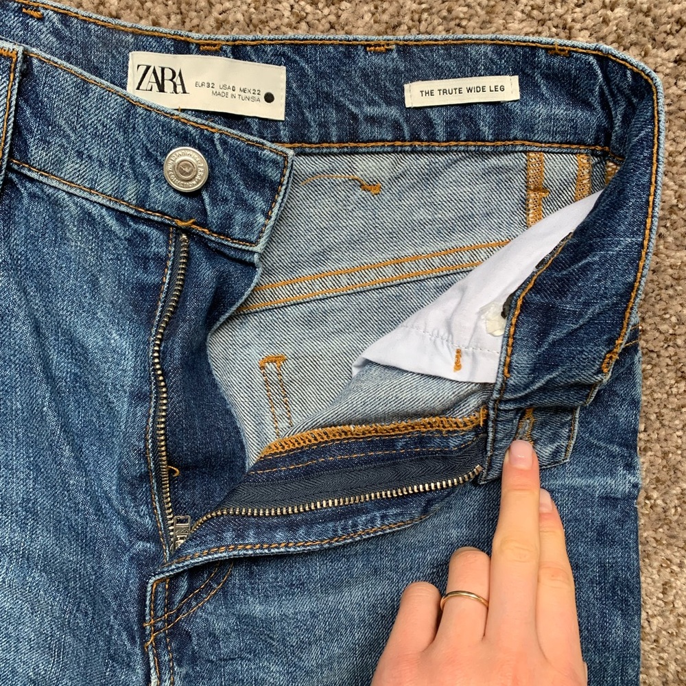 ZARA Wide Leg High Waisted Jean